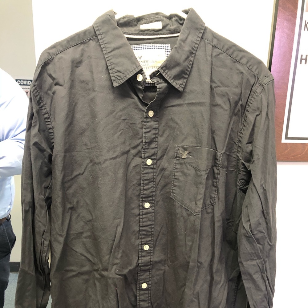 Men’s American Eagle Long Sleeve Button Up Shirt